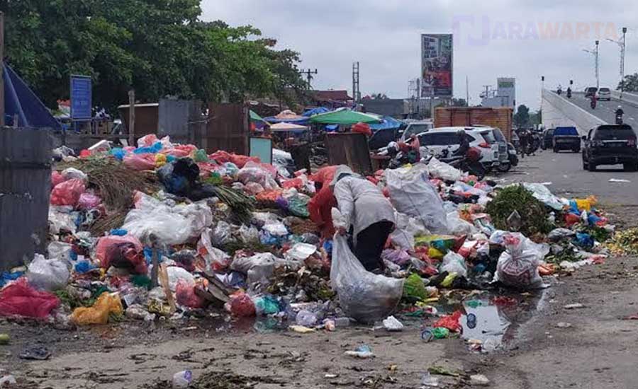 Ilustrasi-Tumpukan-sampah-di-Pekanbaru